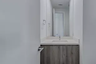 1155 W 18th St, Houston, TX 77008 - Photo 23