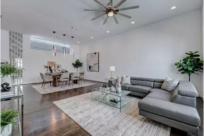 1155 W 18th Street, Houston, TX 77008 - Photo 3