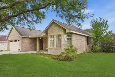 2739 S Peach Hollow Circle, Pearland, TX 77584 - Photo 3