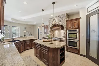 26235 Crown Ranch Boulevard, Montgomery, TX 77316 - Photo 19