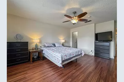 3217 Pine Street, Galveston, TX 77551 - Photo 13