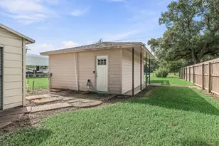 15589 San Jacinto St, Hamshire, TX 77622 - Photo 37