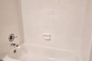 8055 Cambridge St, Houston, TX 77054 - Photo 17