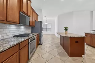 20302 Sienna Bluff Dr, Cypress, TX 77433 - Photo 9