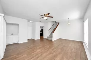 3750 Tanglewilde St, Houston, TX 77063 - Photo 9