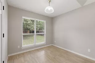 413 Brentwood Dr E, College Station, TX 77840 - Photo 15