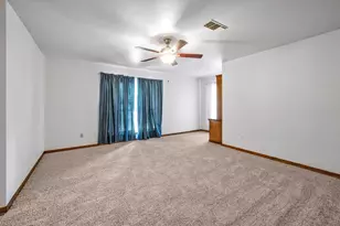 1417 15th St, Huntsville, TX 77340 - Photo 27