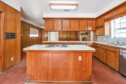 1417 15th Street, Huntsville, TX 77340 - Photo 23