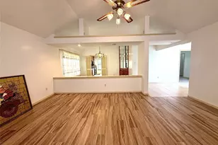 16210 Canario Dr, Houston, TX 77083 - Photo 7