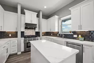 116 Waterstone Dr, Montgomery, TX 77356 - Photo 3