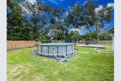 6737 E Bayou Drive, Hitchcock, TX 77563 - Photo 15