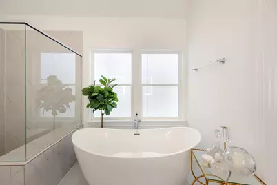 3306 W 12th Street, Houston, TX 77008 - Photo 19