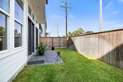 3306 W 12th Street, Houston, TX 77008 - Photo 27