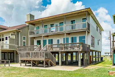 2402 Bluewater Highway, Surfside Beach, TX 77541 - Photo 1