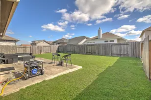 8730 Willet St, Baytown, TX 77521 - Photo 39