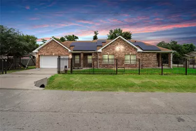 3001 Wayne Street, Houston, TX 77026 - Photo 1