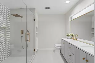 10916 Fawnlily St, The Woodlands, TX 77380 - Photo 33