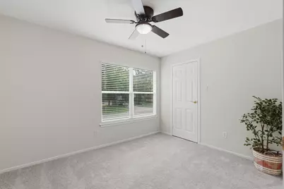 10916 Fawnlily Street, The Woodlands, TX 77380 - Photo 37