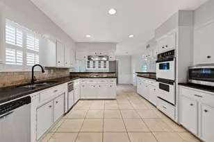 6222 Creekbend Dr, Houston, TX 77096 - Photo 25