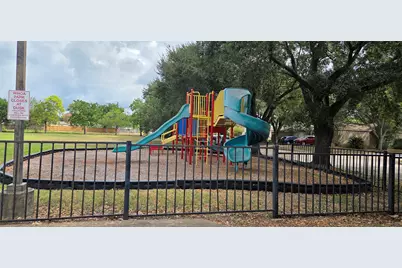 3807 Vineyard Drive, Houston, TX 77082 - Photo 9