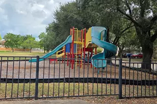 3807 Vineyard Dr, Houston, TX 77082 - Photo 9