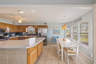 4119 Courageous Ln, Galveston, TX 77554 - Photo 17