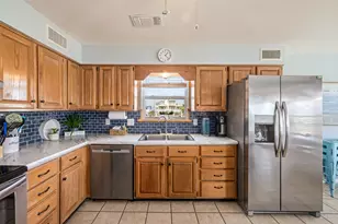 4119 Courageous Ln, Galveston, TX 77554 - Photo 15