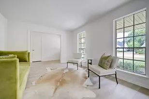 1810 Nocturne Ln, Houston, TX 77043 - Photo 9