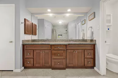 842 Walbrook Drive, Houston, TX 77062 - Photo 21