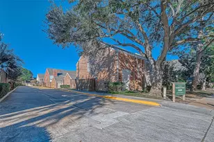 864 Augusta Dr, Houston, TX 77057 - Photo 35