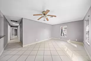 128 Kress St, Houston, TX 77020 - Photo 3