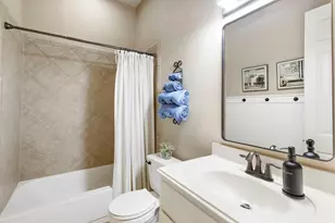 99 N Almondell Cir, The Woodlands, TX 77354 - Photo 23