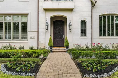 2242 Pelham Drive, Houston, TX 77019 - Photo 3