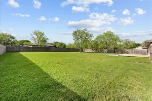 12606 Ponderosa Dr, Dickinson, TX 77539 - Photo 31