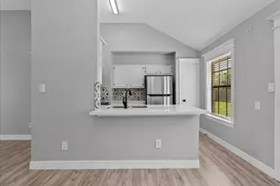 12606 Ponderosa Dr, Dickinson, TX 77539 - Photo 15