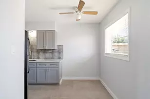 5534 Eskridge St, Houston, TX 77023 - Photo 3