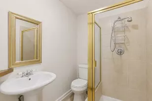 515 Riggs St, Baytown, TX 77520 - Photo 19