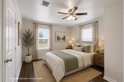 515 Riggs Street, Baytown, TX 77520 - Photo 21