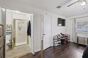515 Riggs St, Baytown, TX 77520 - Photo 17