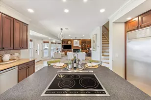 1339 Outrigger, Tiki Island, TX 77554 - Photo 21