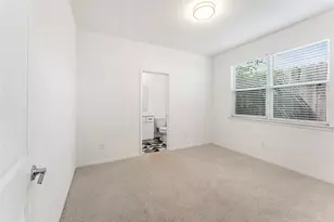 1526 Ojeman Rd, Houston, TX 77055 - Photo 5