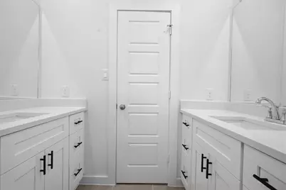 2411 Outpost Canyon Drive, Iowa Colony, TX 77583 - Photo 23