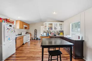 8786 Scarlet Oak, Willis, TX 77318 - Photo 5