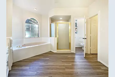 6906 Cherry Hills Road, Houston, TX 77069 - Photo 11