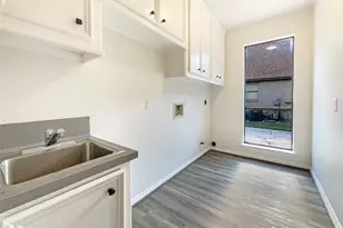 6906 Cherry Hills Rd, Houston, TX 77069 - Photo 21