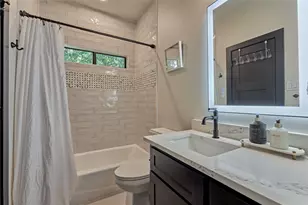 2 W Oaks Ct, Montgomery, TX 77356 - Photo 29
