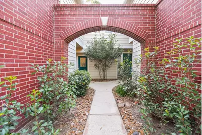 134 Magnolia Pond Place, The Woodlands, TX 77381 - Photo 5