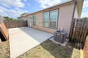 10233 Cleartide Ln, Houston, TX 77034 - Photo 17