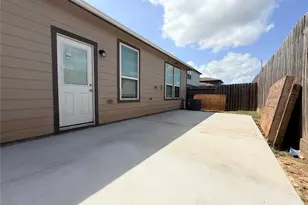 10233 Cleartide Ln, Houston, TX 77034 - Photo 17