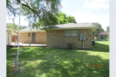 412 Daffodil Street, Lake Jackson, TX 77566 - Photo 39